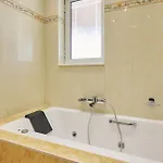Lagini Vila Laganas