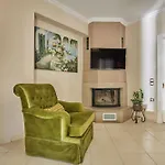 Vila Lagini *