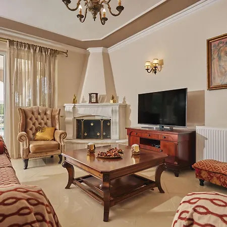 Lagini Villa