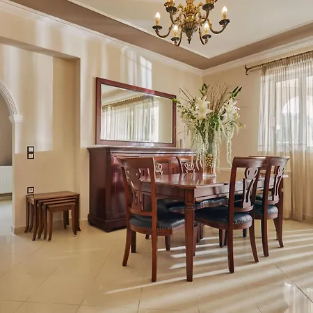 Lagini Villa