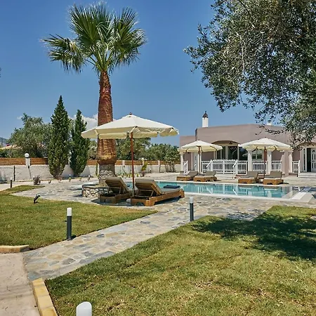 Lagini Villa Laganas