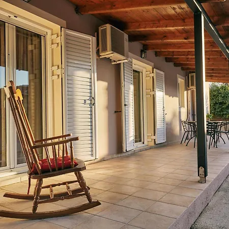 Lagini Villa Laganas