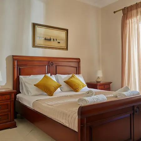 Lagini Villa Laganas